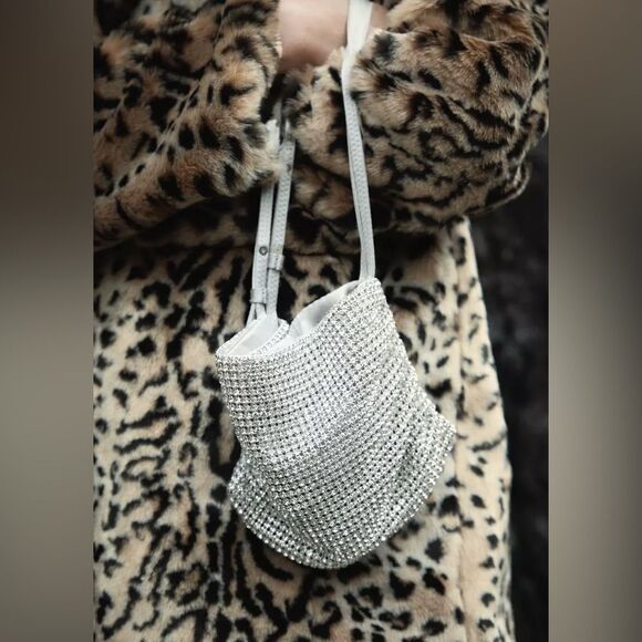 ZARA SHIMMERY MINI BUCKET BAG - Picture 2 of 9